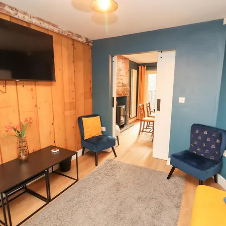 10 Keekle Terrace Cleator Moor