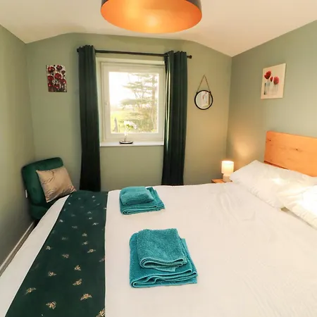 10 Keekle Terrace Cleator Moor
