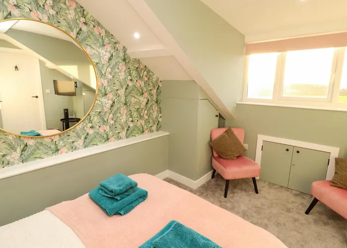 10 Keekle Terrace * Cleator Moor